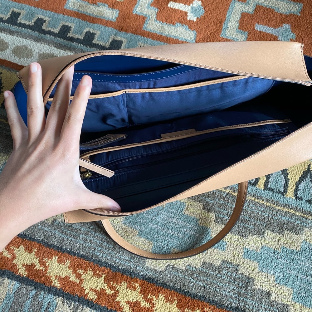 Tory Burch Tan Tote Bag - Picture 7 of 10